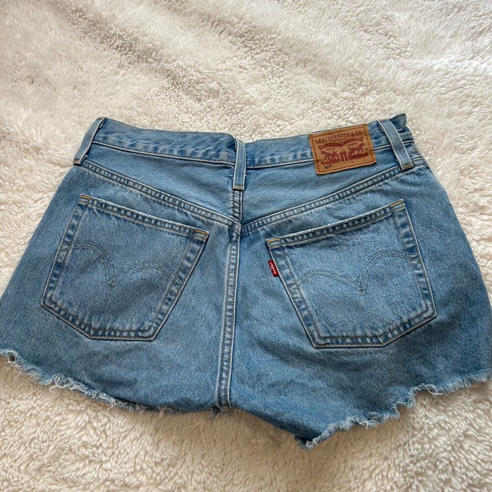 Levis 501 HR Cut Off Denim Shorts 28 Boho Festival Beach Indie Summer Resort - Picture 2 of 6